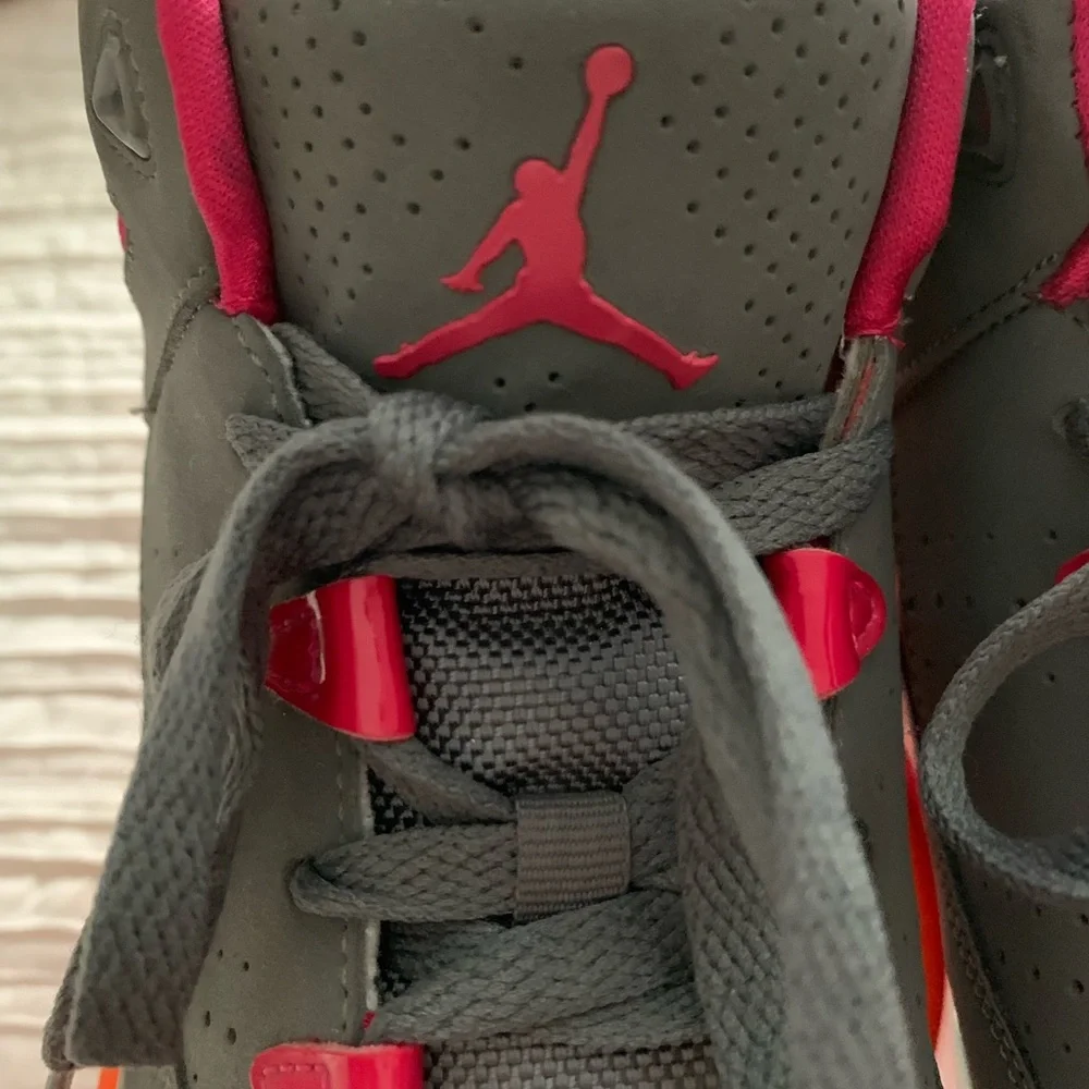 Jordan retro hot